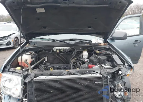 2012 Ford Escape Xlt z USA, uszkodzony, nr VIN 1FMCU9D72CKB76078